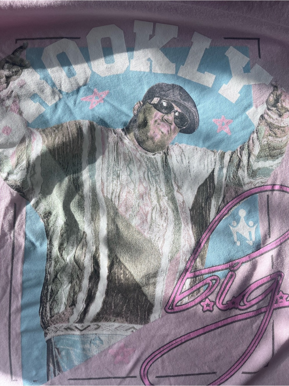 Notorious BIG biggie smalls graphic rapper Pink Brooklyn Graphic Tee S - Picture 3 of 3